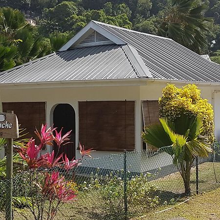 Coco Blanche Apartment Anse Royale Ngoại thất bức ảnh